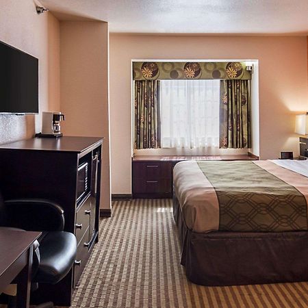 Econo Lodge Inn & Suites Natchitoches Exterior photo