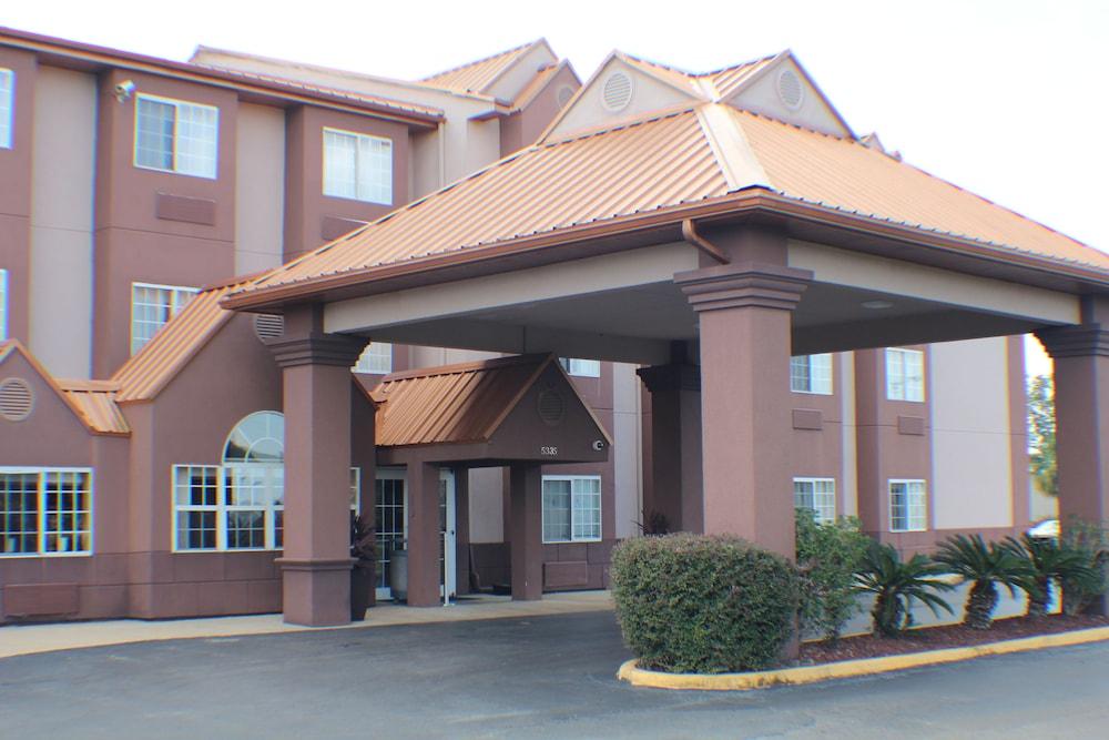 Econo Lodge Inn & Suites Natchitoches Exterior photo