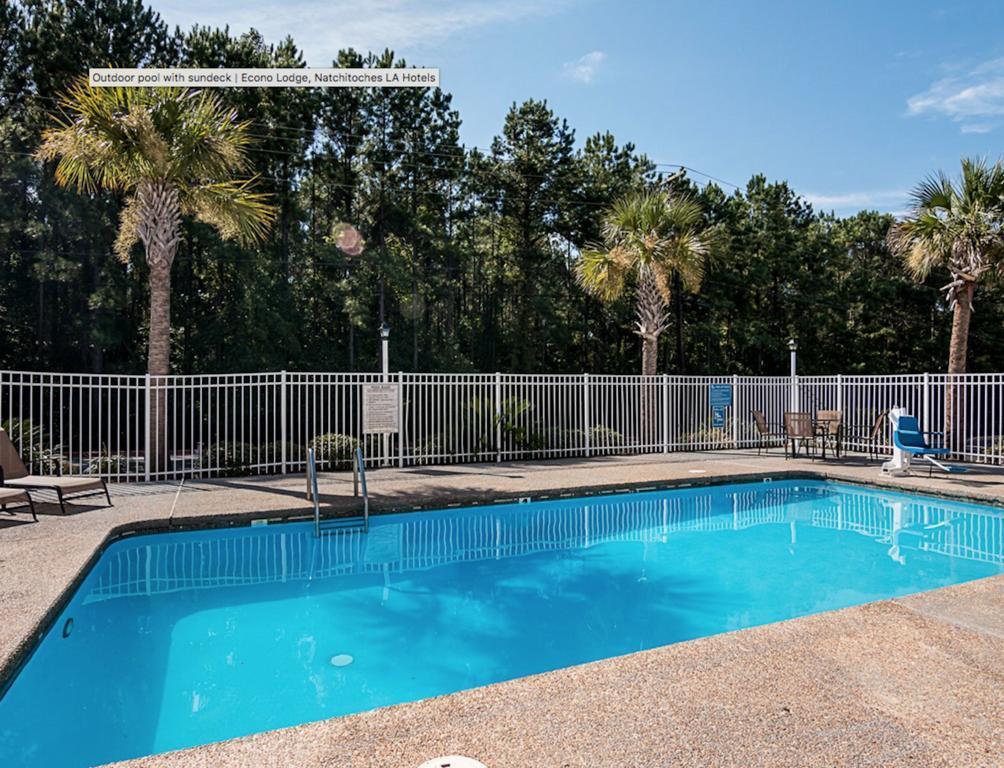 Econo Lodge Inn & Suites Natchitoches Exterior photo